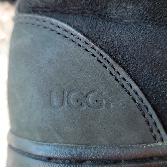 UGG Suede Shearling Collar Booties - Picture 4 of 6